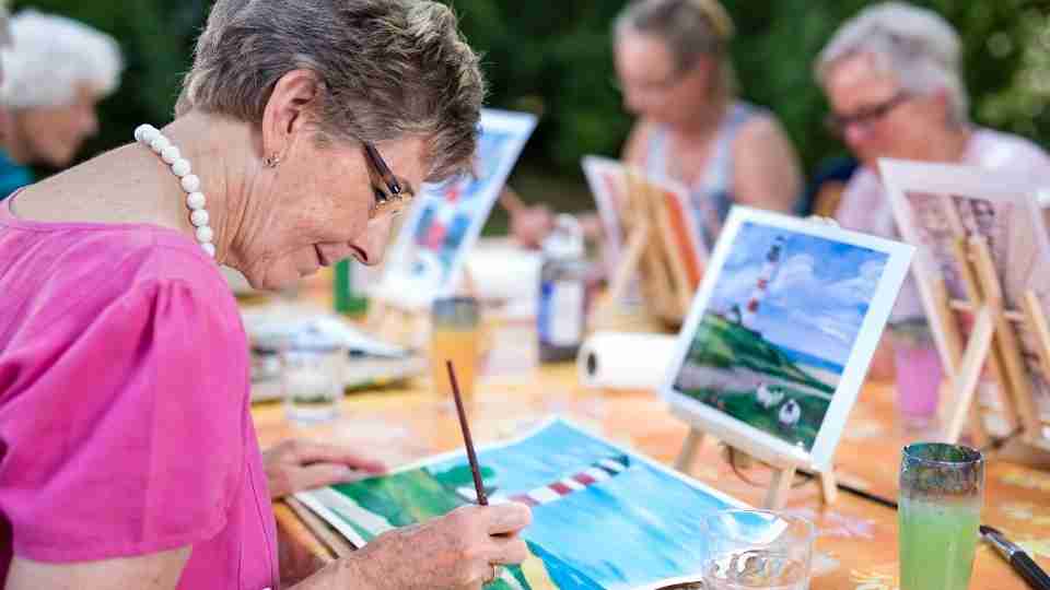Art Therapy - Definition, Types, Techniques, Benefits & 100 Ideas