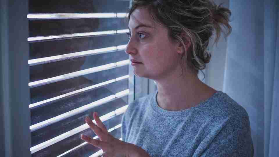 Agoraphobia - Definition, Symptoms, Treatment & How to Overcome It