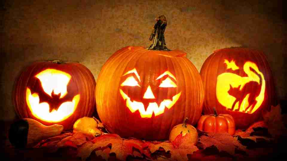 Samhainophobia (fear of Halloween) - Causes, Symptoms and Treatment